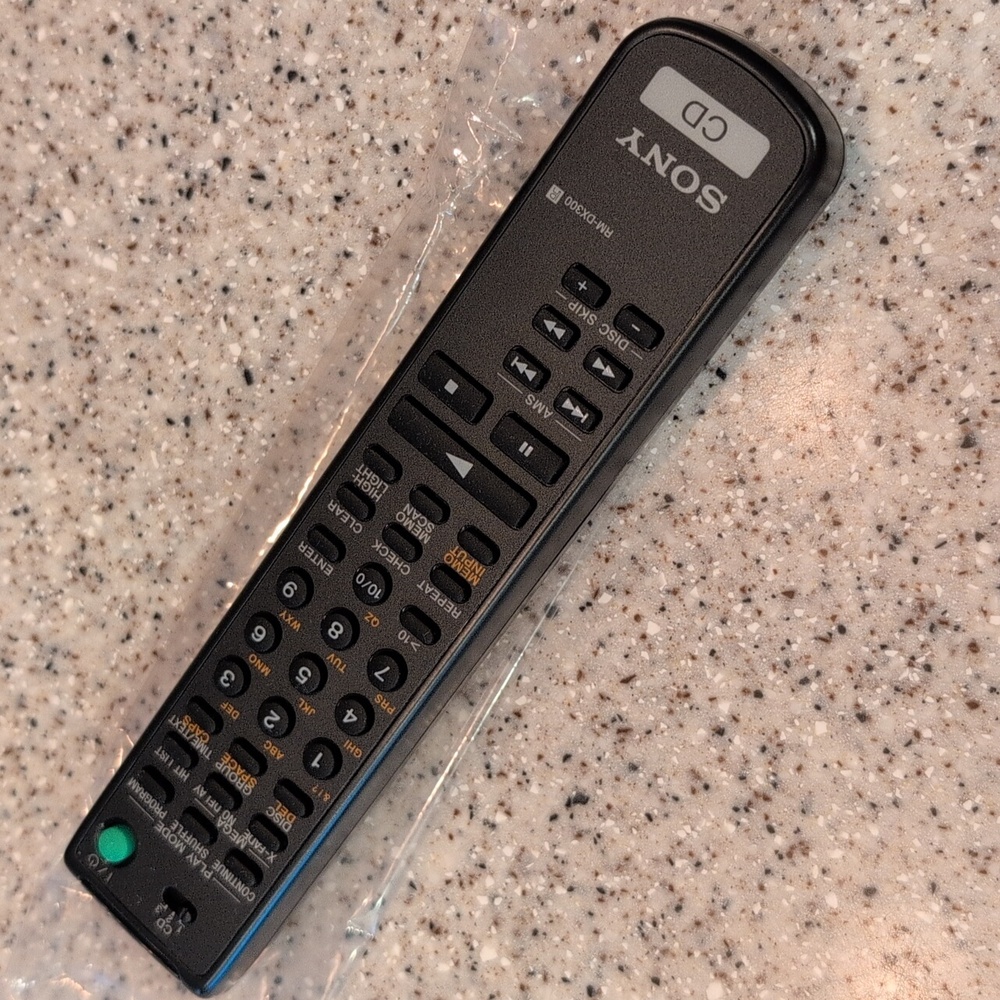 Sony RM-DX300 Remote Working - Picture 3 of 7